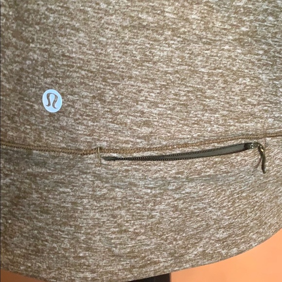 Lululemon 1/4 zip pullover. Super soft. Army green - Picture 4 of 6